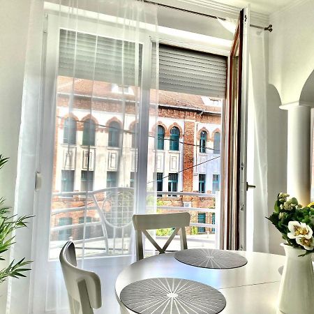 Mirell Apartman Сегед Экстерьер фото
